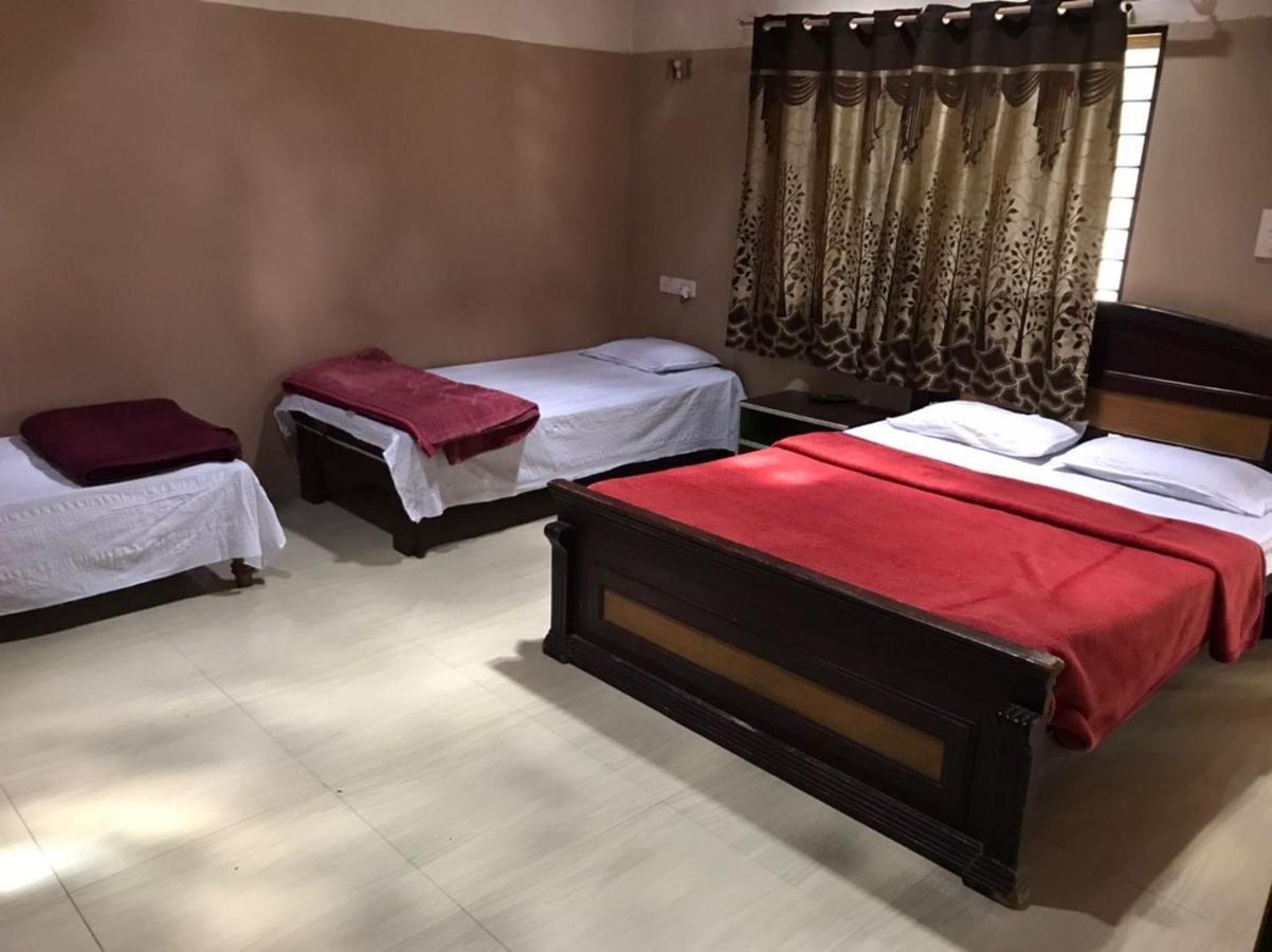 Silver Shadow Homestay Chikmagalūr Zewnętrze zdjęcie